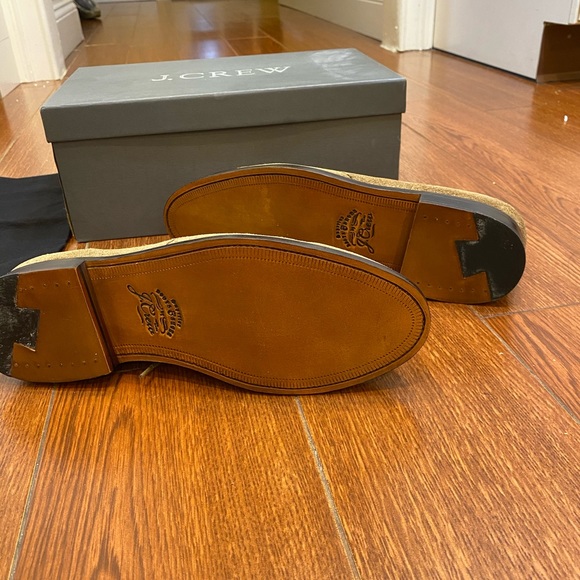 NEW IN BOX J. Crew Bennett Chukka Suede Boots - Picture 4 of 5